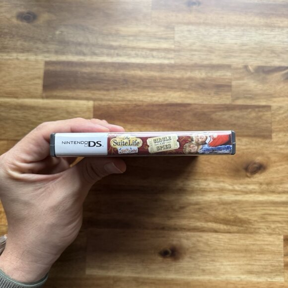 Suite Life of Zack & Cody: Circle of Spies (Nintendo DS, 2007) Complete In Box - Picture 5 of 12